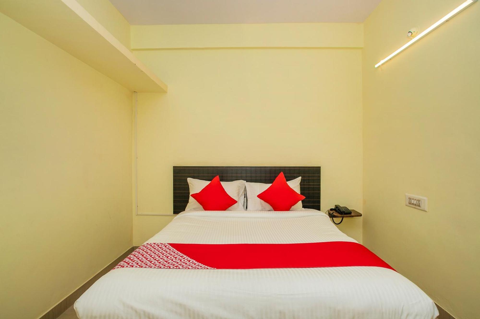 โอโย 28067 ศรี คอมฟิร์ต Hotel บังกาลอร์ ภายนอก รูปภาพ